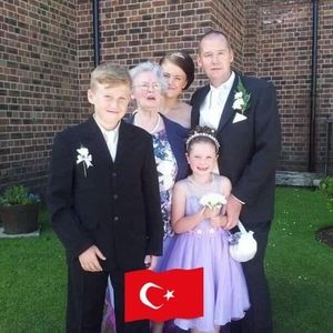 Meet your Posher, Corina